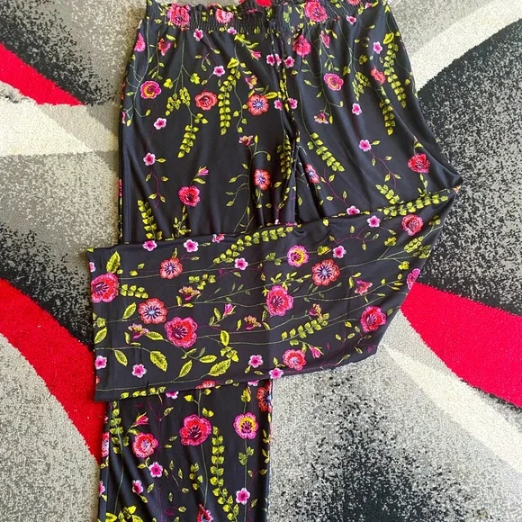 NWT Soho Apparel Pants - Picture 1 of 3
